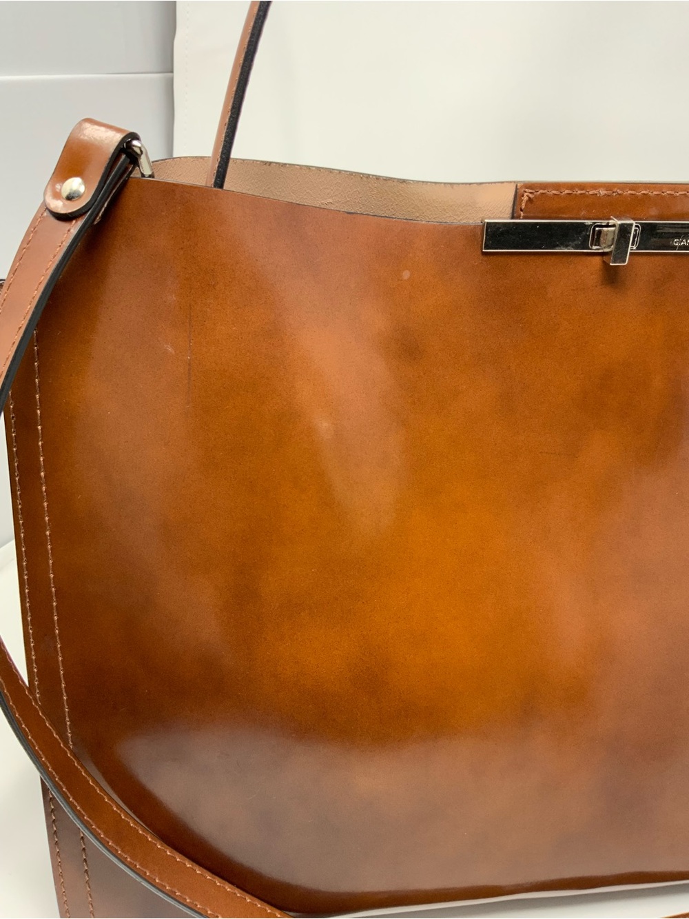Gianni Chiarini Florentine Italian Leather Tote - Picture 2 of 16
